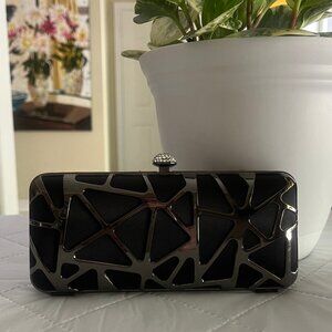 Olga Berg | Classy Clutch